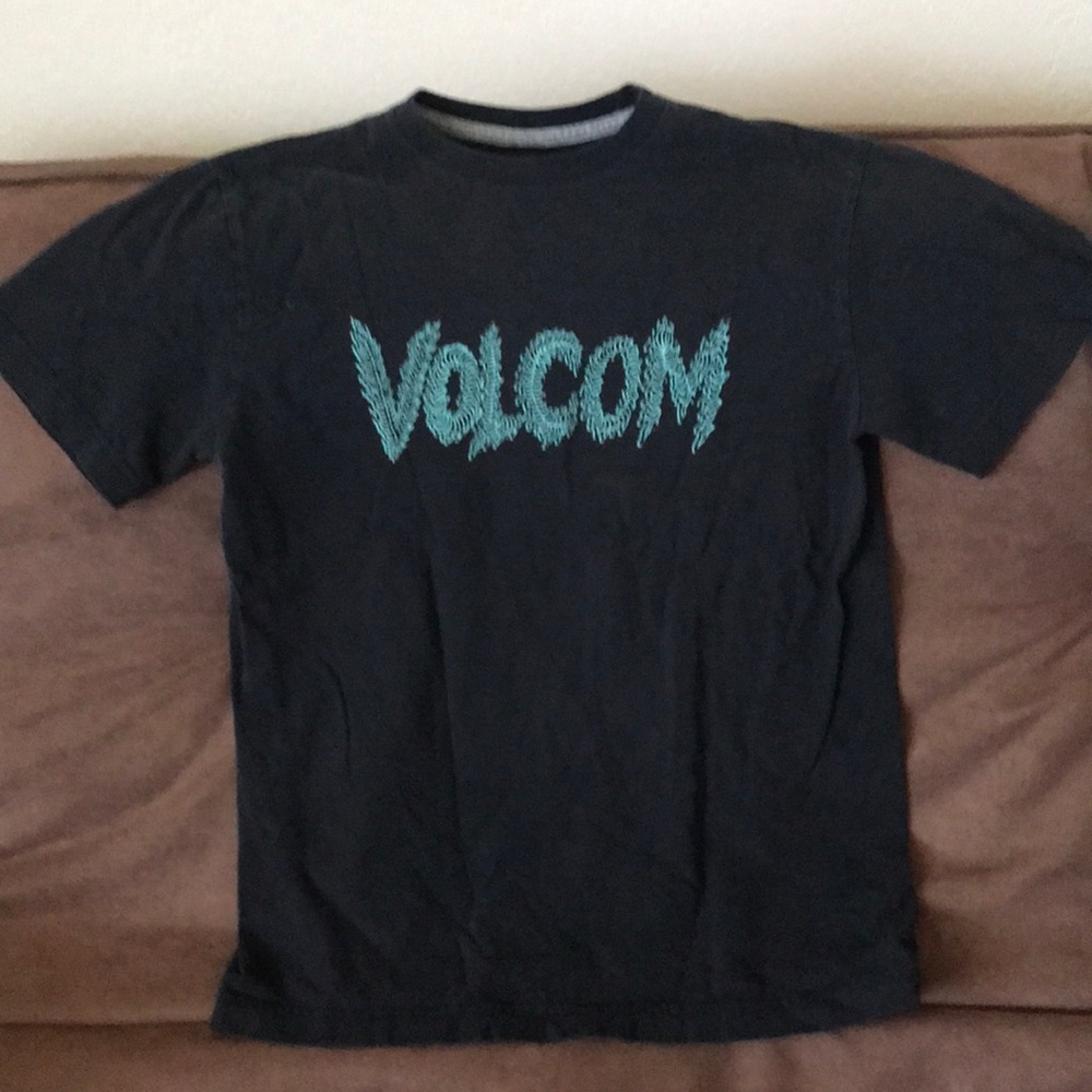 Volcom boys medium Black T-shirt